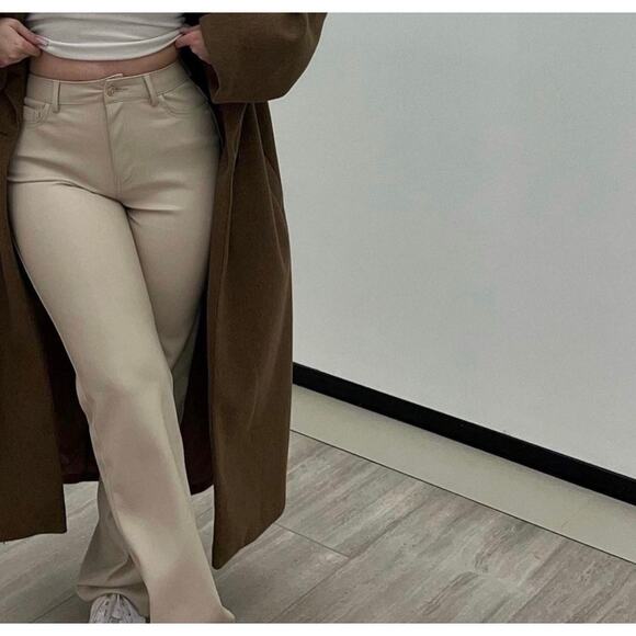 ZARA BLOGGER FAVORITE STRAIGHT LEG FAUX LEATHER PANTS BEIGE - Picture 8 of 15